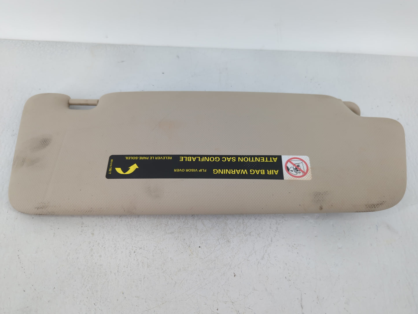 2009-2012 Audi Q5 Sun Visor Shade Replacement Driver Left Mirror Fits Fits 2009 2010 2011 2012 OEM Used Auto Parts - Oemused