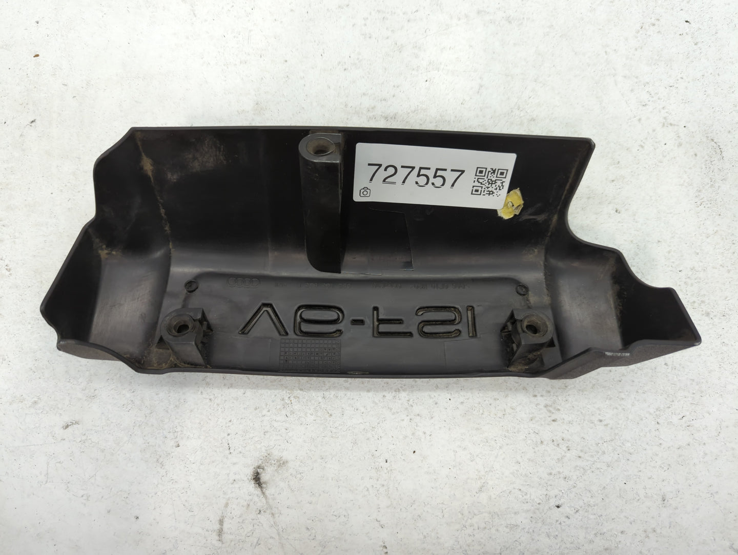 2010 Audi Q5 Engine Cover - Oemusedautoparts1.com