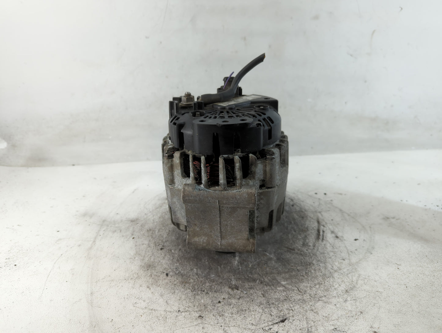 2010 Audi Q5 Alternator Replacement Generator Charging Assembly Engine OEM P/N:06E 903 016 S Fits OEM Used Auto Parts - Oemu