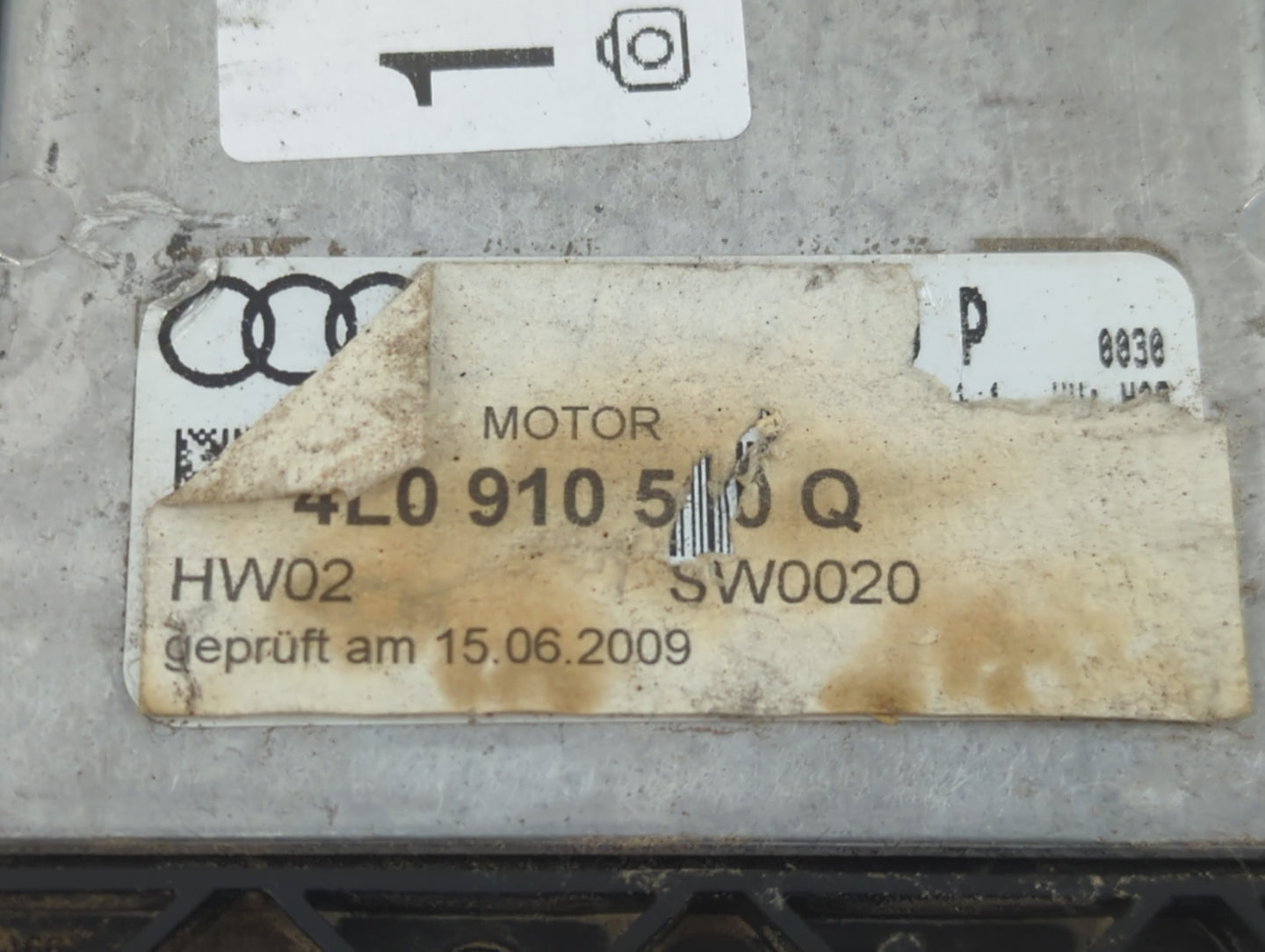 2010 Audi Q7 PCM Engine Control Computer ECU ECM PCU OEM P/N:4L0 910 5 Fits OEM Used Auto Parts - Oemusedautoparts1.com