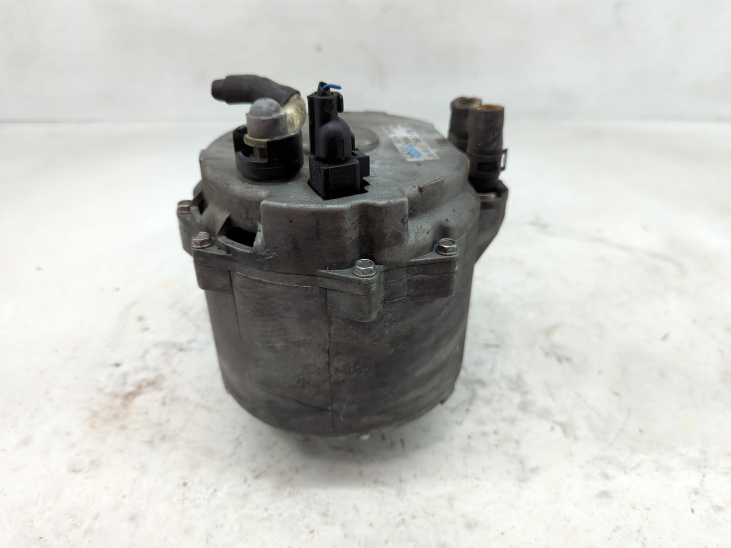 2009-2010 Audi Q7 Alternator Replacement Generator Charging Assembly Engine OEM P/N:021903016 180AVWAG Fits Fits 2009 2010 O