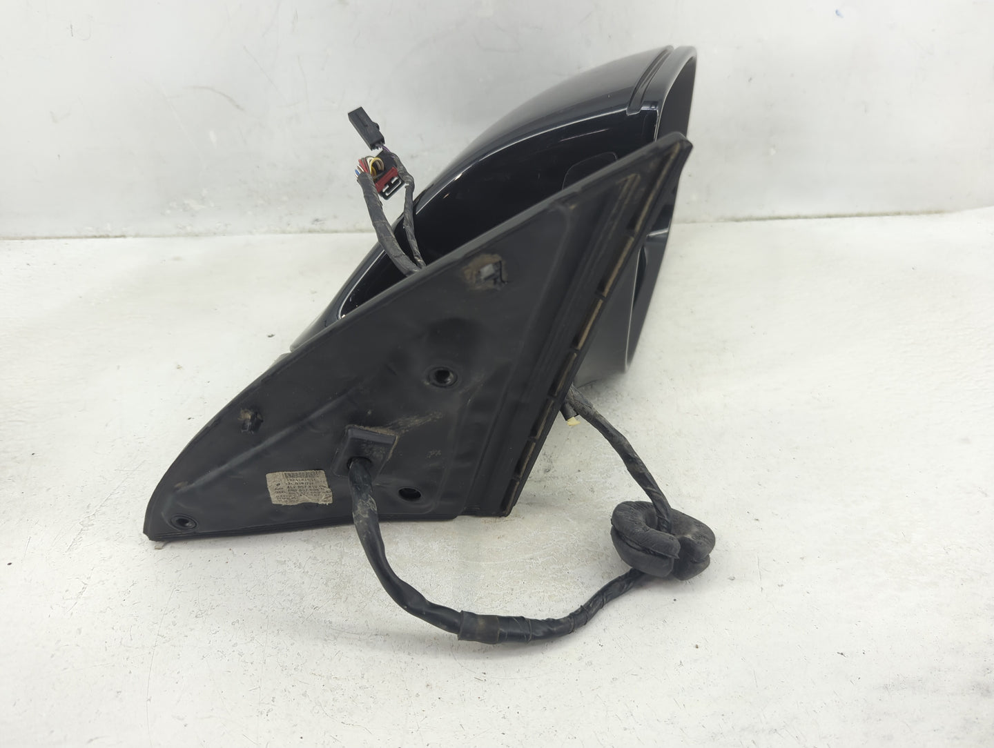 2010-2012 Audi Q7 Passenger Side View Mirror - Right Door Mirror OEM Used - Oemusedautoparts1.com