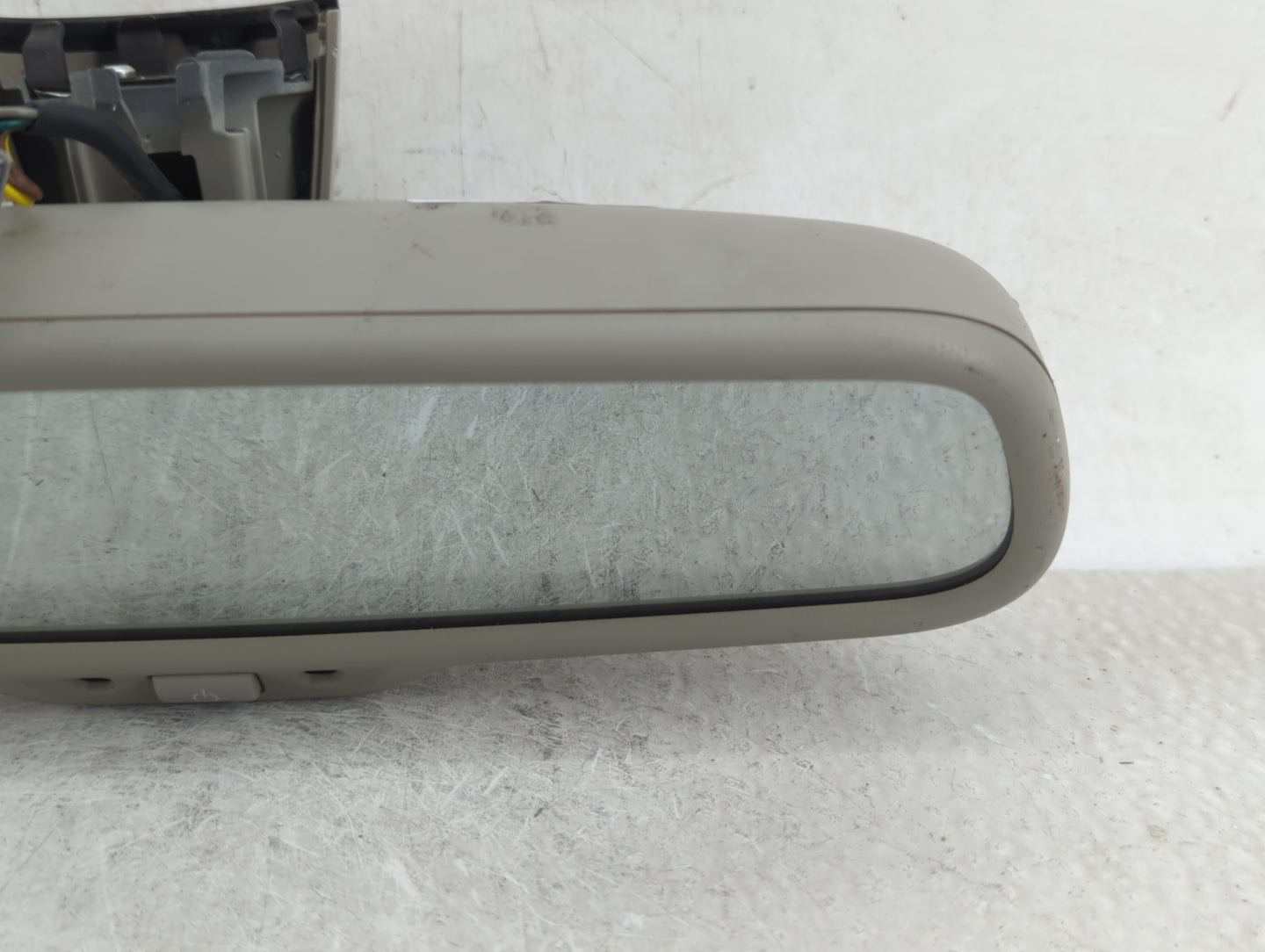2007-2015 Audi Q7 Interior Rear View Mirror Replacement OEM Fits Fits 2007 2008 2009 2010 2011 2012 2013 2014 2015 OEM Used 