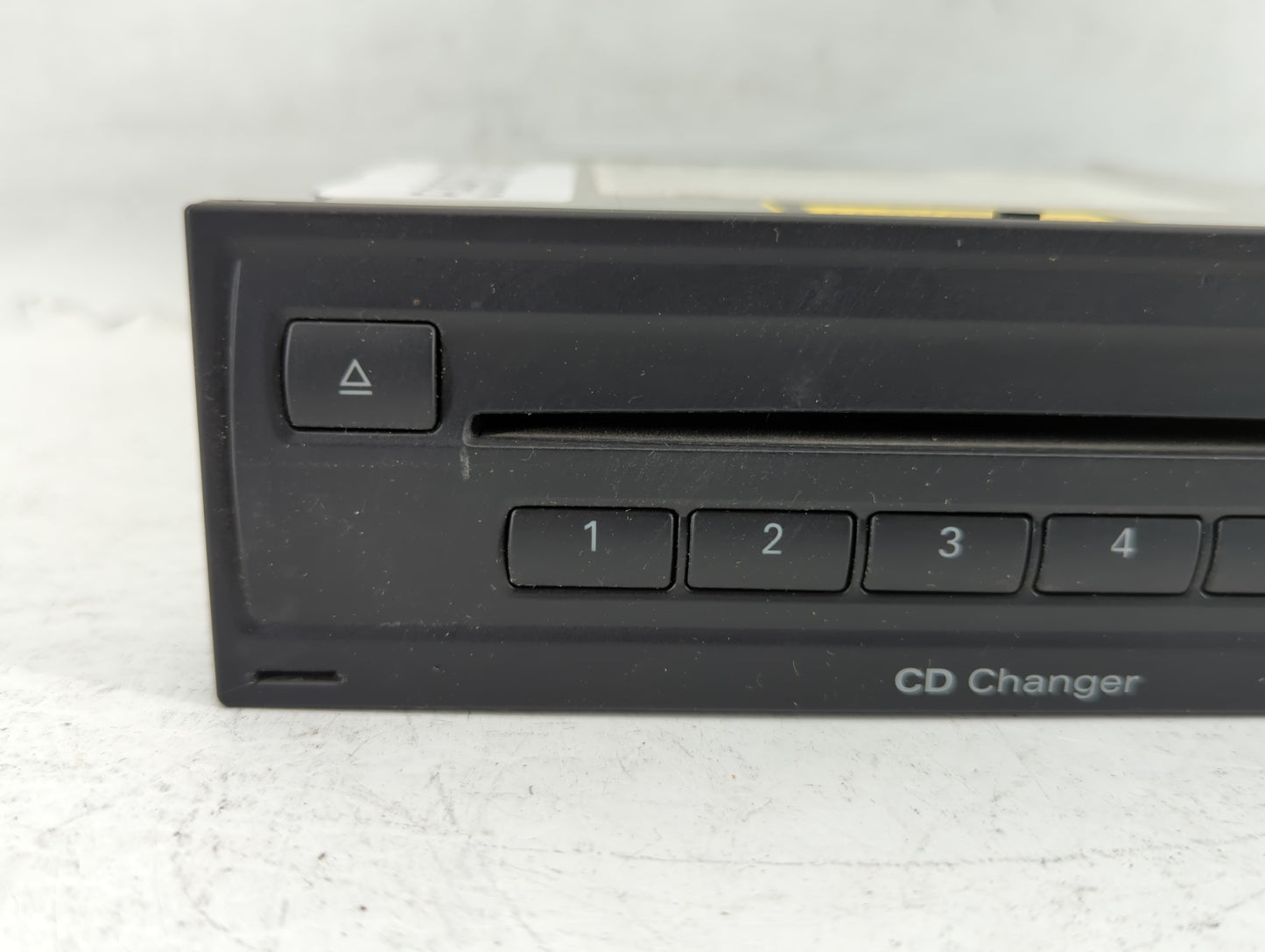 2007-2011 Audi Q7 Radio AM FM Cd Player Receiver Replacement P/N:04F 035 110 A Fits Fits 2007 2008 2009 2010 2011 OEM Used A