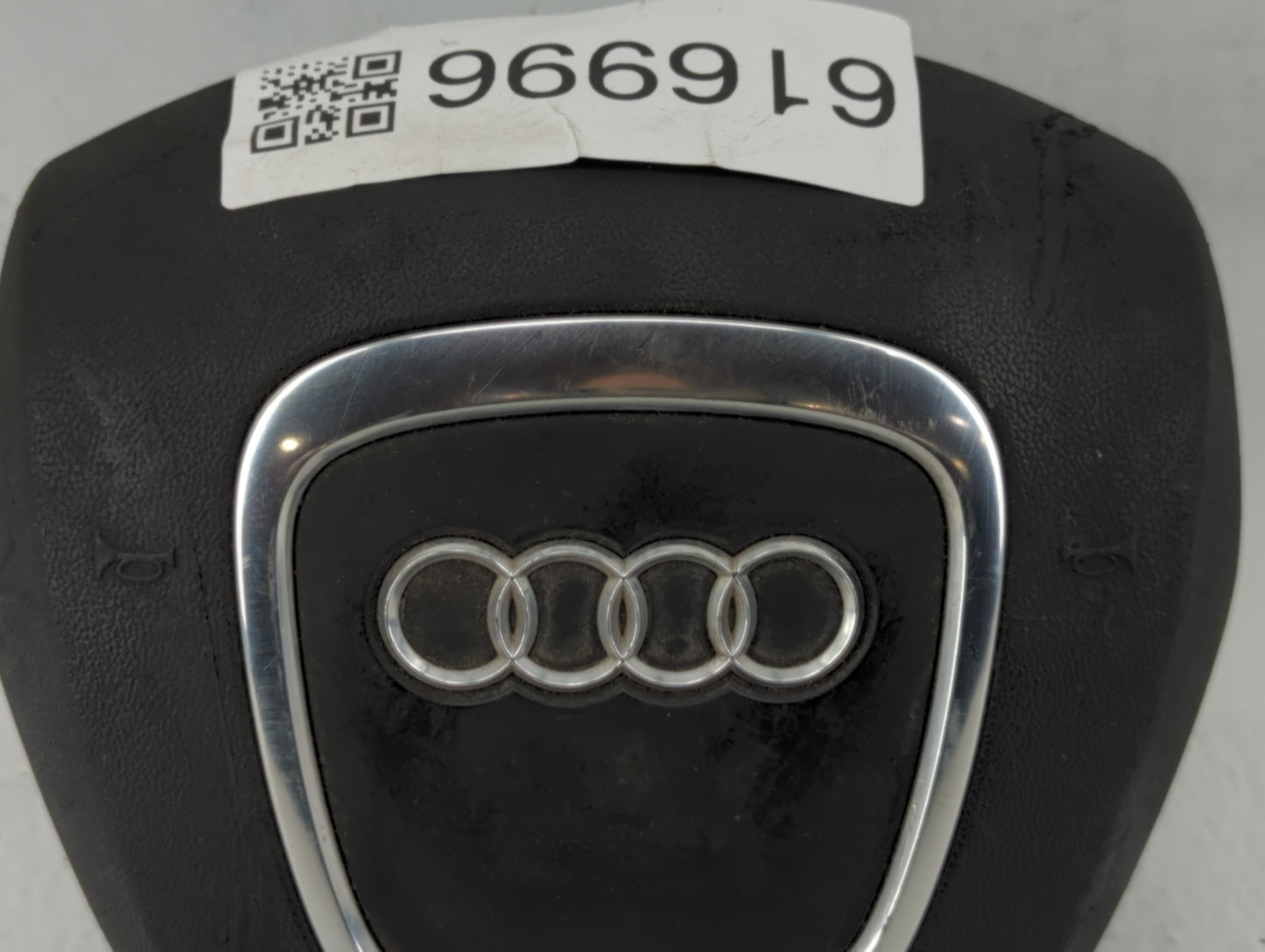 2007-2010 Audi Q7 Air Bag Driver Left Steering Wheel Mounted P/N:4L0 880 201 Q 6PS Fits Fits 2007 2008 2009 2010 OEM Used Au