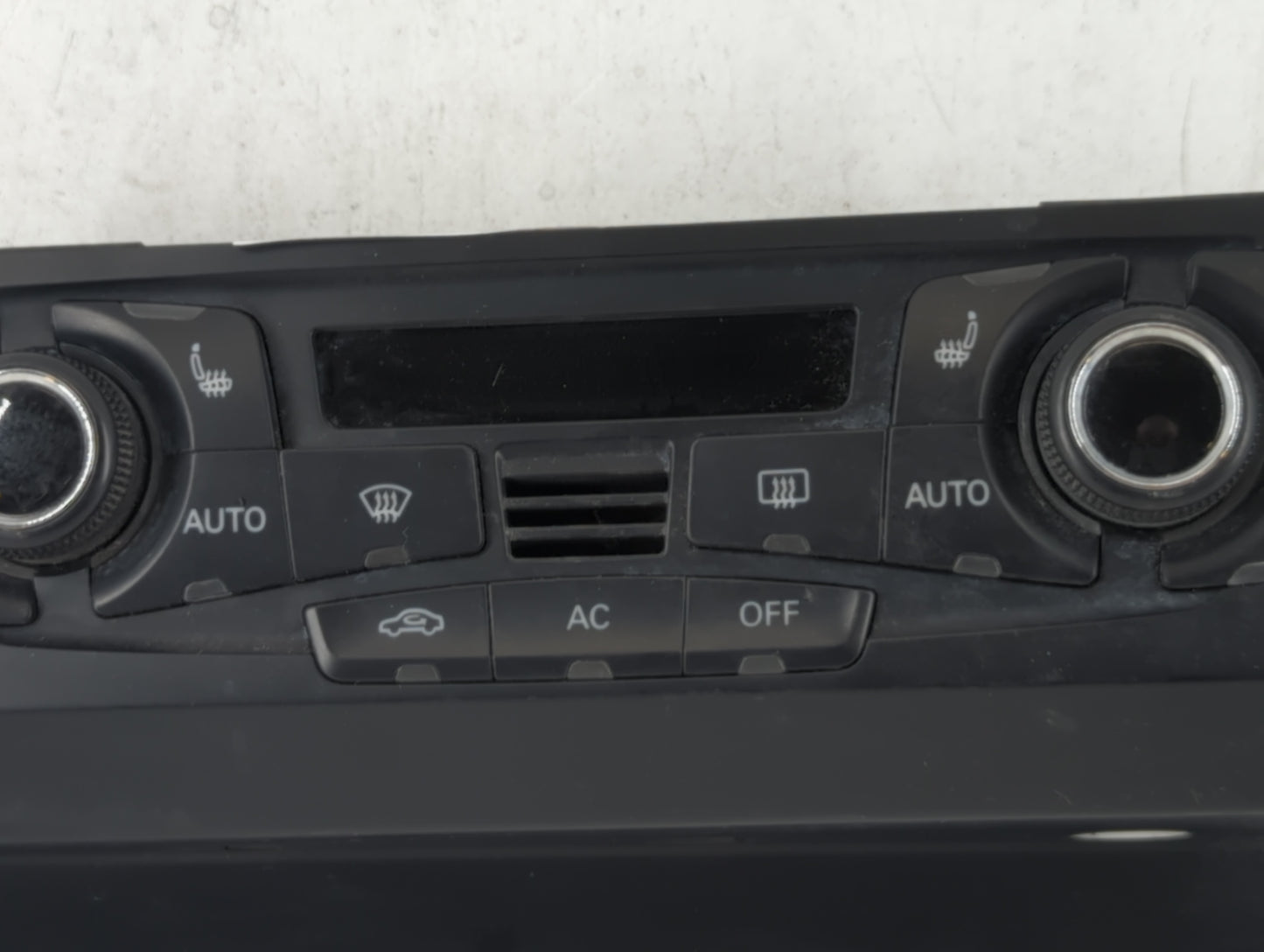 2010-2012 Audi S4 Climate Control Module Temperature AC/Heater Replacement P/N:8T1 820 043 AQ Fits OEM Used Auto Parts - Oem