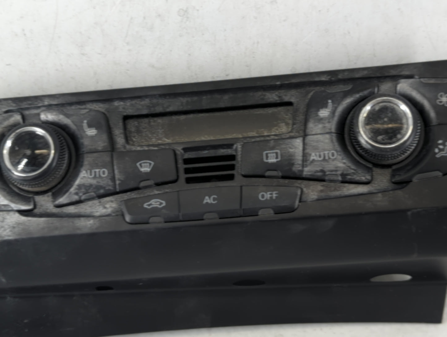 2010-2012 Audi S4 Climate Control Module Temperature AC/Heater Replacement P/N:8T1 820 043 AQ Fits OEM Used Auto Parts - Oem