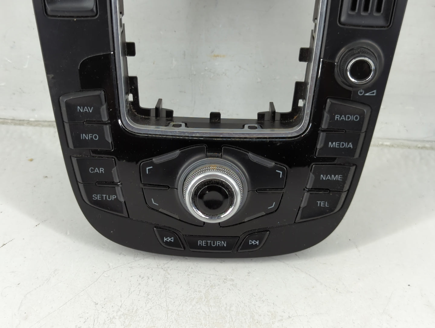 2008-2012 Audi S5 Radio Control Panel - Oemusedautoparts1.com