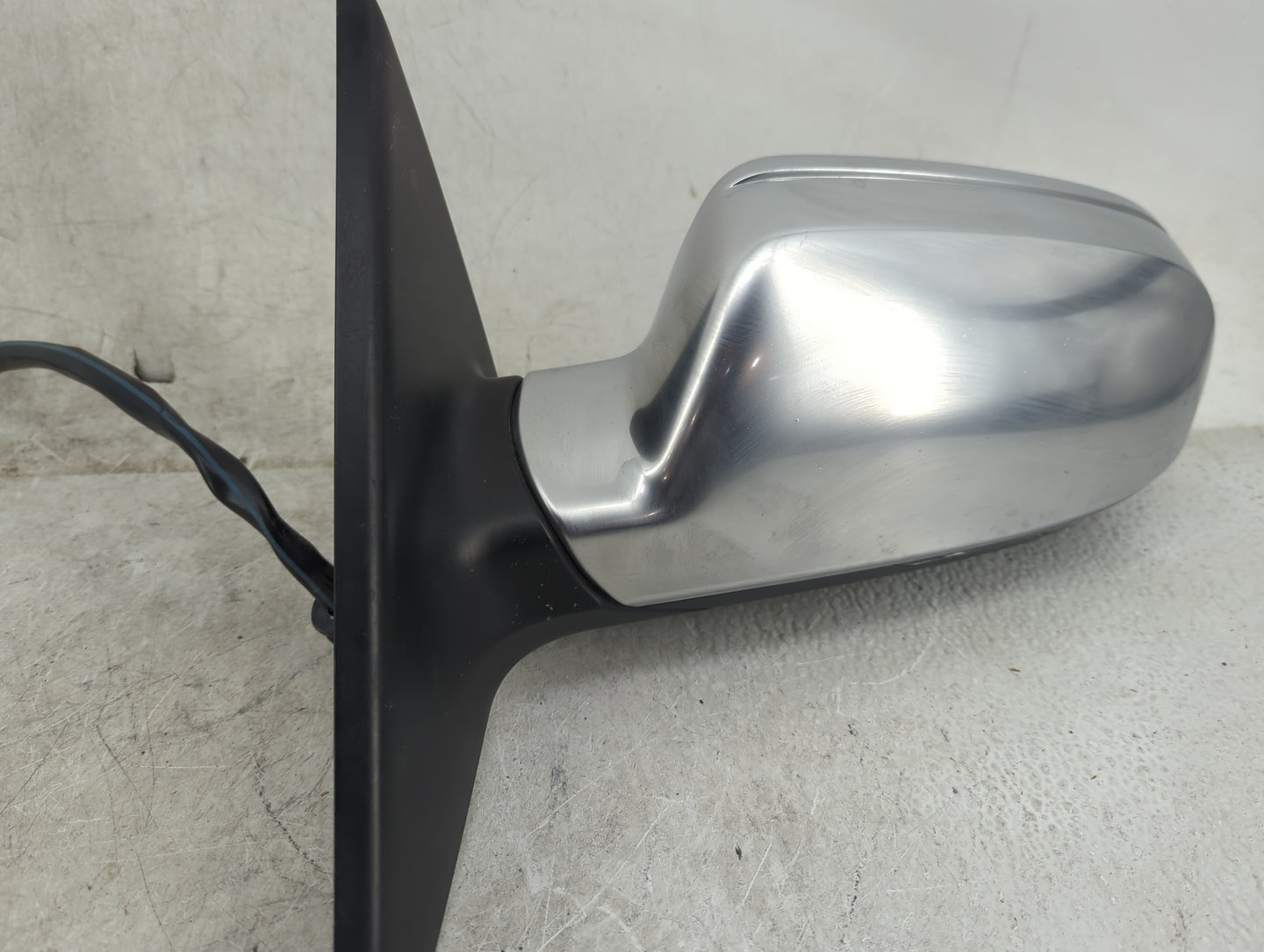 2010-2014 Audi S5 Driver Side View Mirror - Left Door Mirror OEM Used - Oemusedautoparts1.com