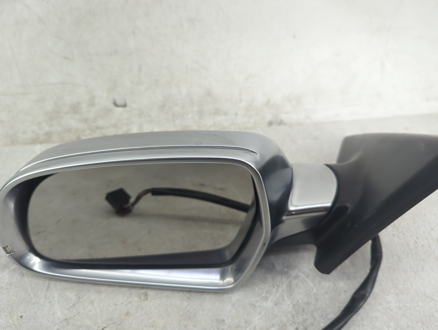 2010-2014 Audi S5 Driver Side View Mirror - Left Door Mirror OEM Used - Oemusedautoparts1.com