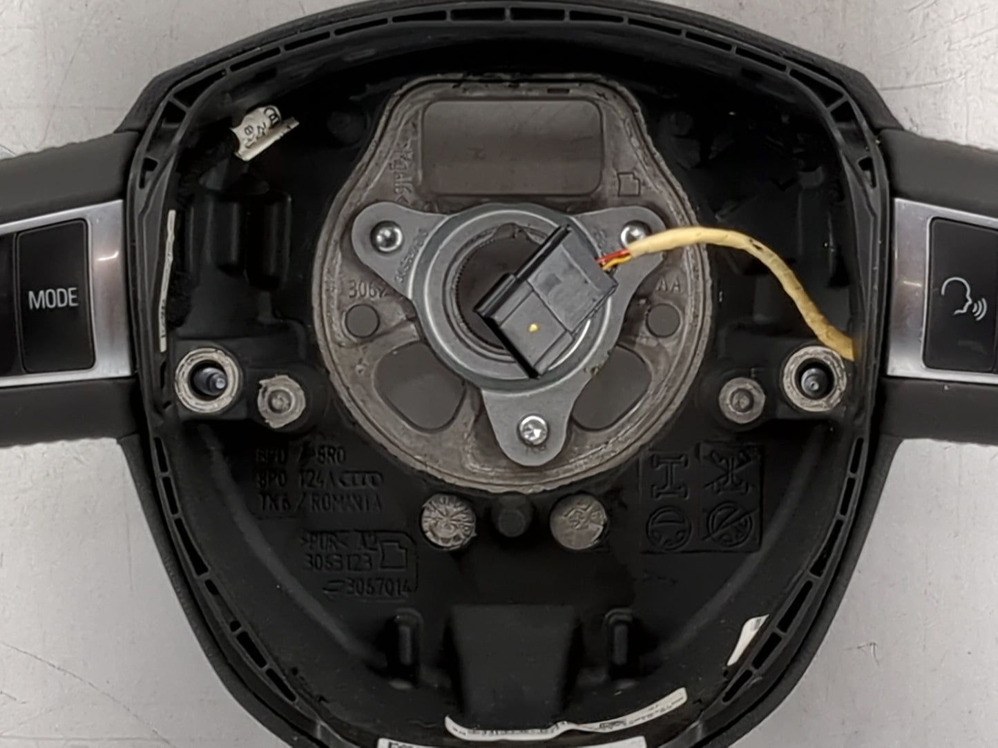 2010 Audi S5 Steering Wheel Oem Black - Oemusedautoparts1.com