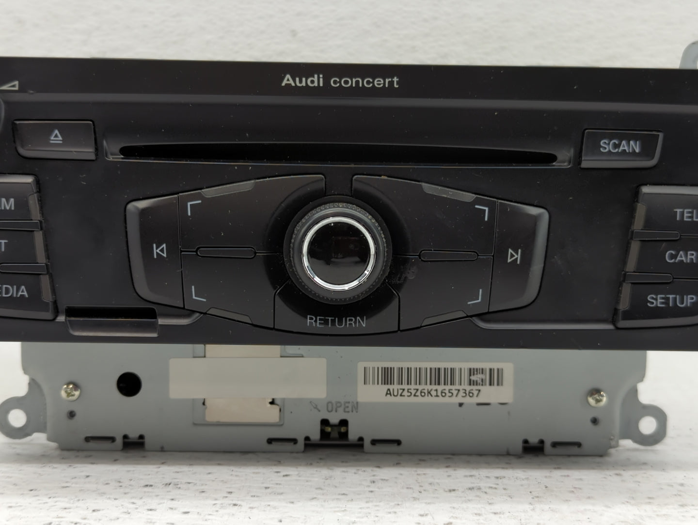 2008-2012 Audi S5 Am Fm Cd Player Radio Receiver - Oemusedautoparts1.com
