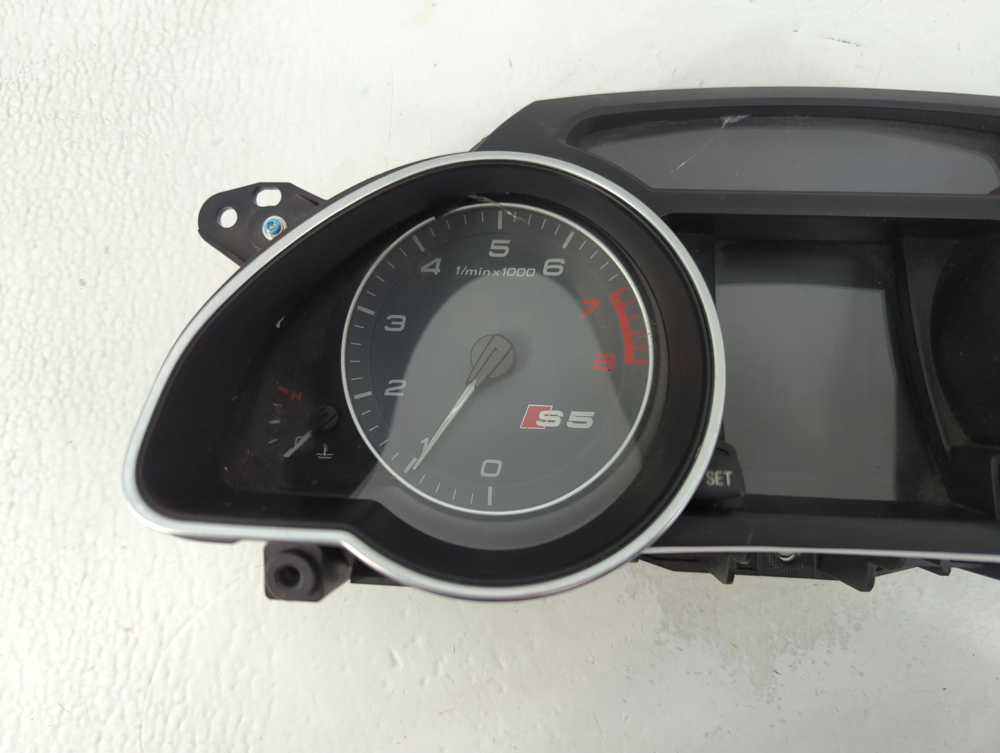 2010 Audi S5 Instrument Cluster Speedometer Gauges P/N:8T0 920 981 N Fits OEM Used Auto Parts - Oemusedautoparts1.com