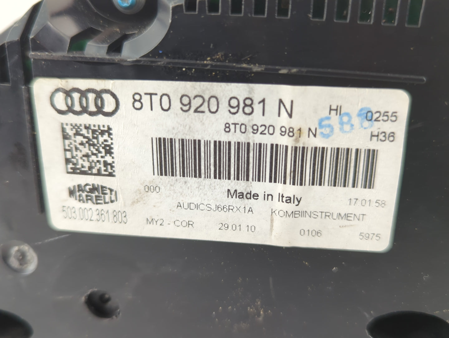 2010 Audi S5 Instrument Cluster Speedometer Gauges P/N:8T0 920 981 N Fits OEM Used Auto Parts - Oemusedautoparts1.com