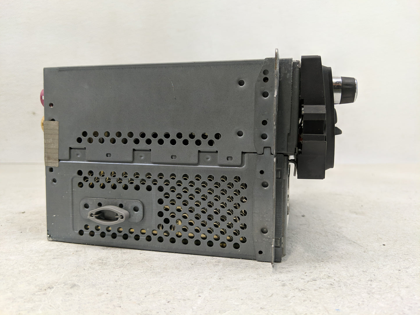 2010 Bmw 128i Radio AM FM Cd Player Receiver Replacement P/N:928343001 Fits OEM Used Auto Parts - Oemusedautoparts1.com