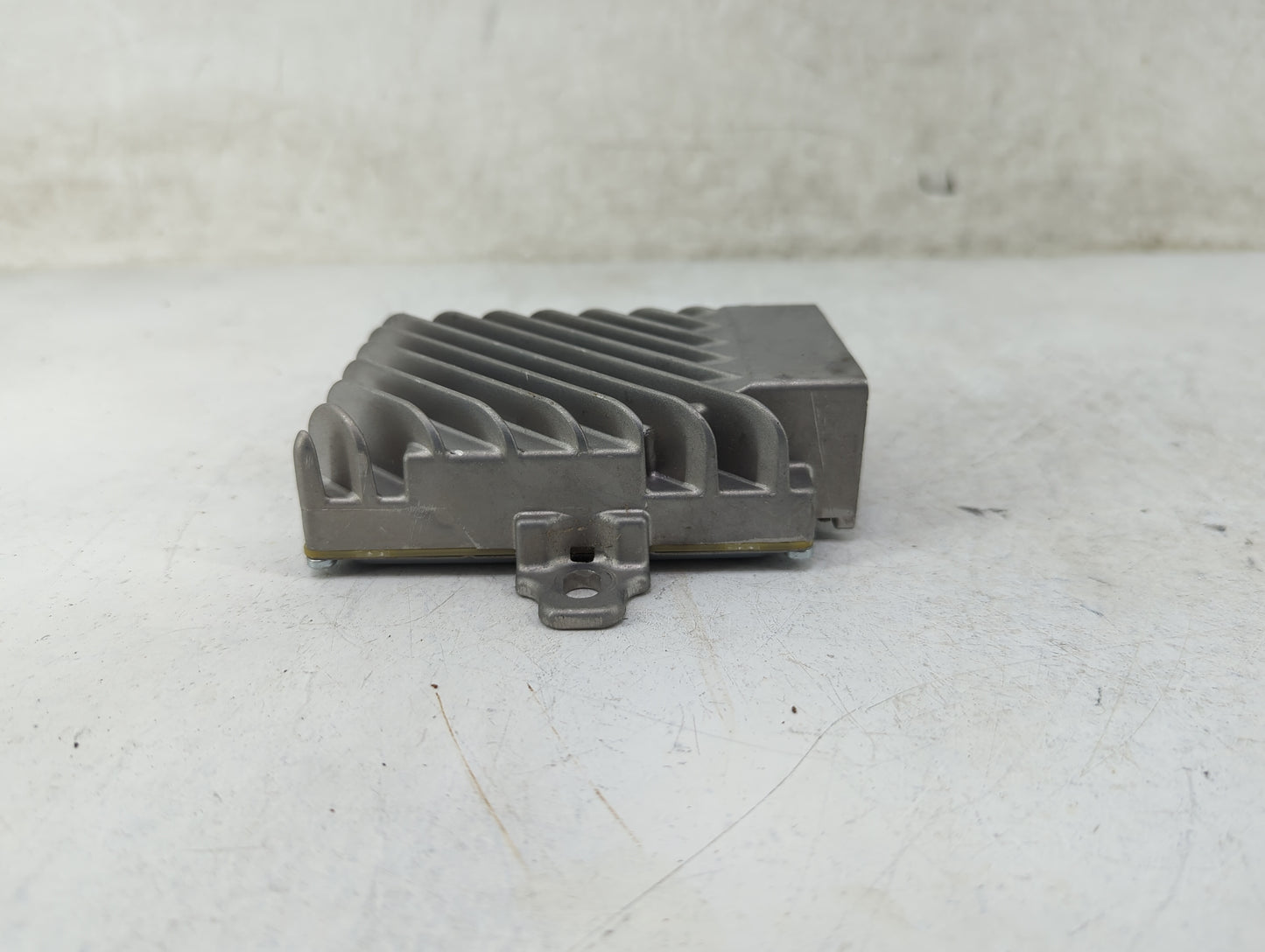 2010 Bmw 328i Radio Speaker Amplifier - Oemusedautoparts1.com