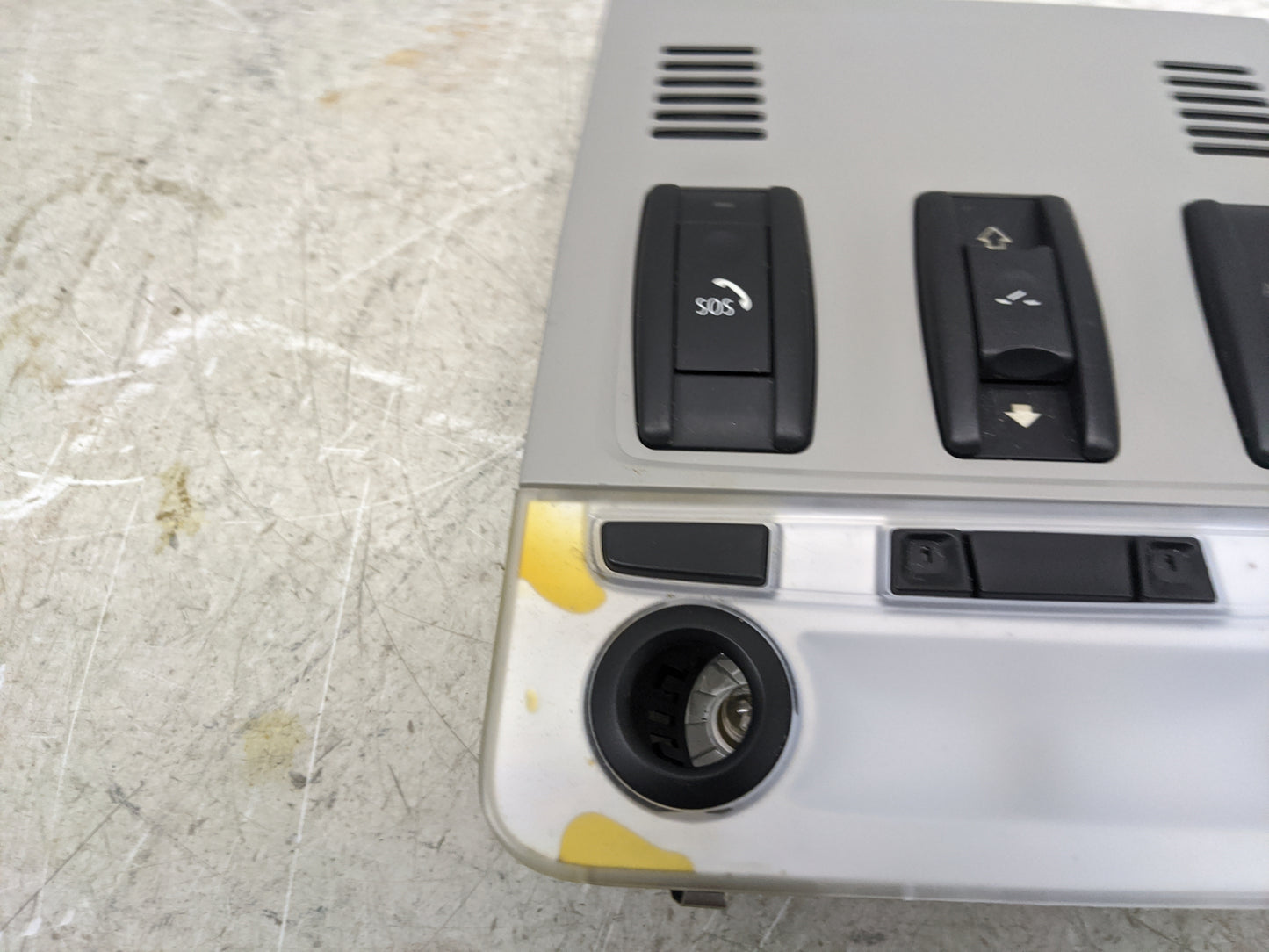 2010 Bmw 328i Overhead Roof Console - Oemusedautoparts1.com
