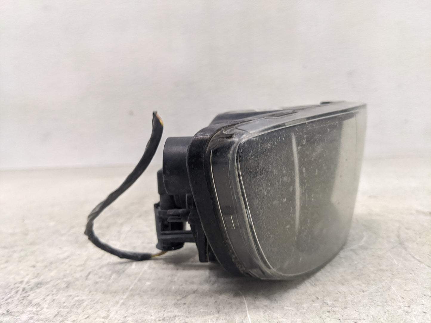 2007-2010 Bmw 328i Tail Light Assembly Passenger Right OEM P/N:6 937 466 Fits Fits 2007 2008 2009 2010 OEM Used Auto Parts -