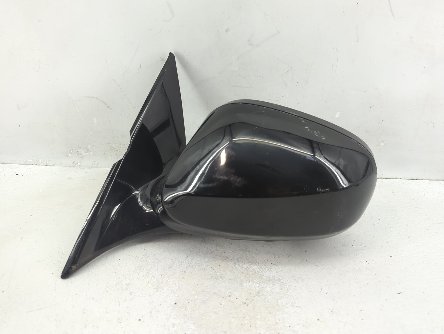 2010-2013 Bmw 328i Driver Side View Mirror - Left Door Mirror OEM Used - Oemusedautoparts1.com