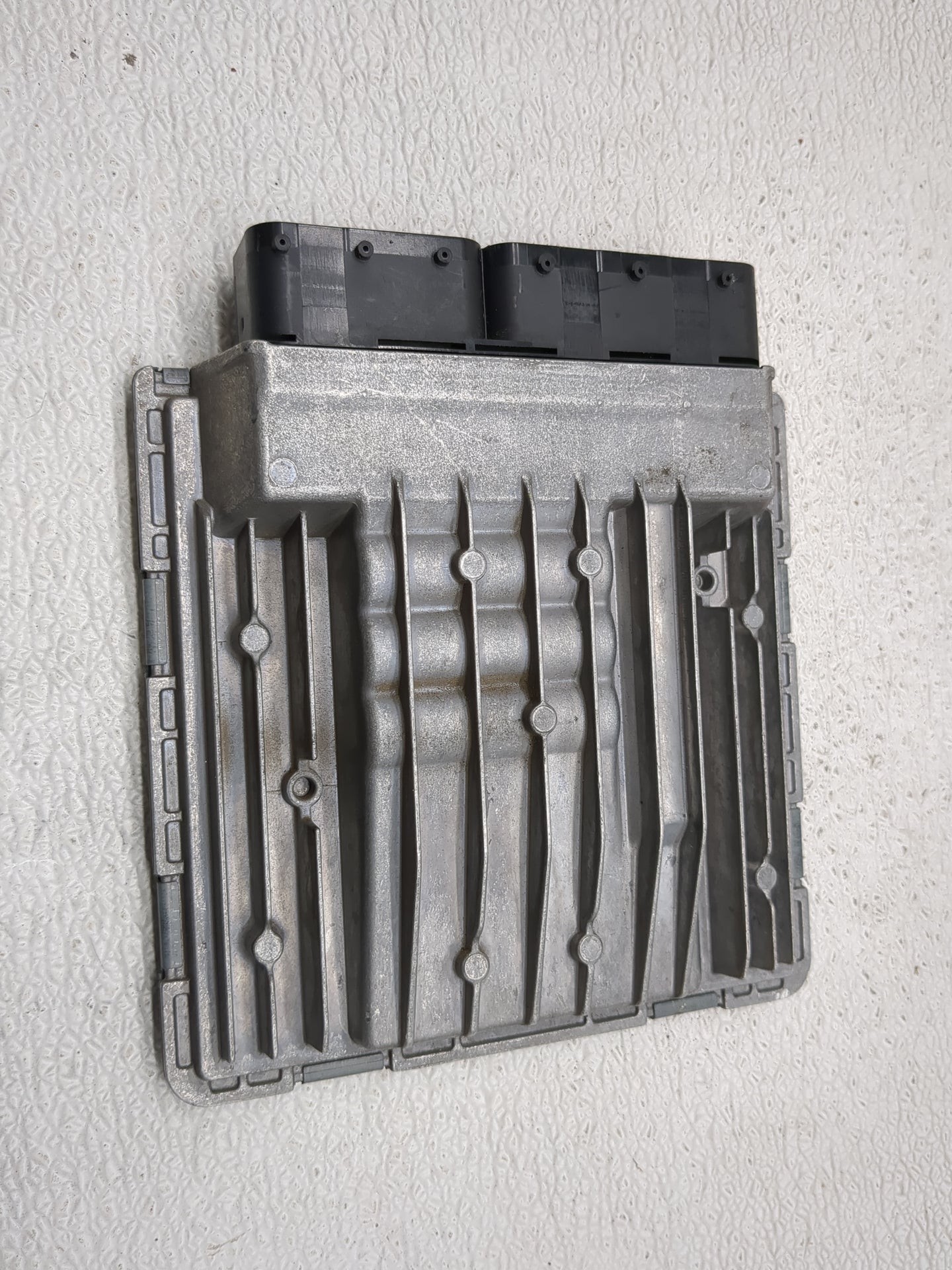 2007-2010 Bmw 328i PCM Engine Control Computer ECU ECM PCU OEM P/N:5WK90189 7576638, 7 624 052 Fits Fits 2007 2008 2009 2010