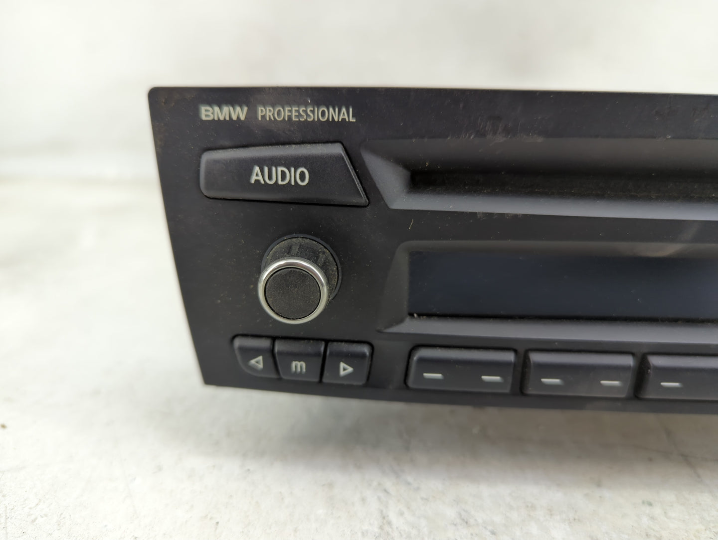 2010-2013 Bmw 328i Radio AM FM Cd Player Receiver Replacement P/N:A2C53385946 9226405-01 Fits OEM Used Auto Parts - Oemuseda