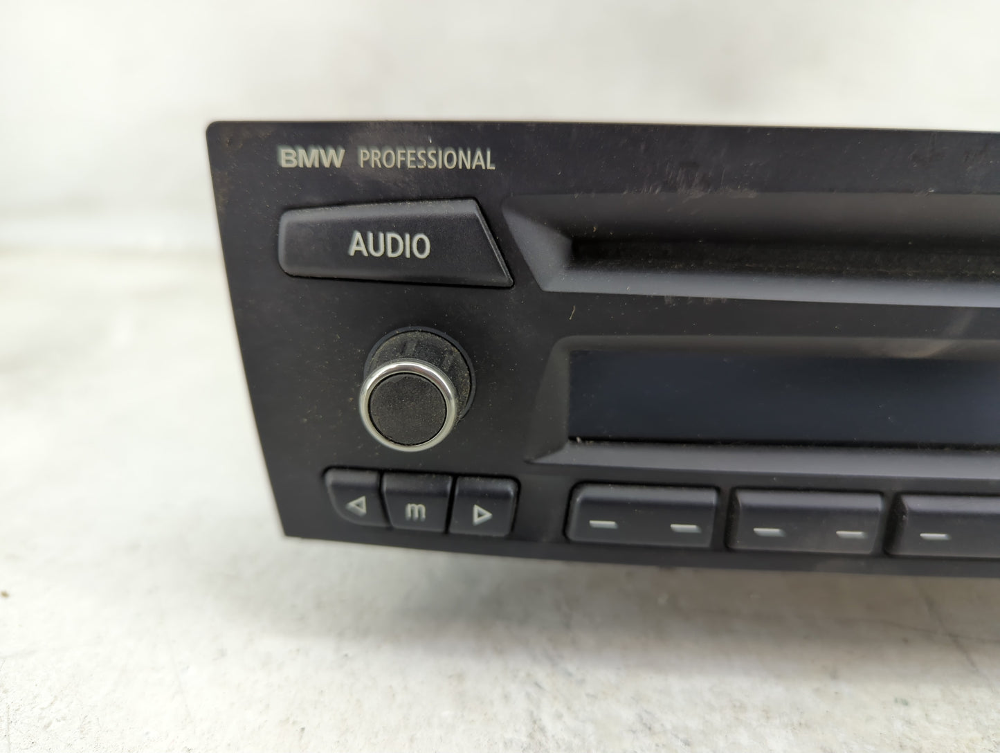 2010-2013 Bmw 328i Radio AM FM Cd Player Receiver Replacement P/N:A2C53385946 9226405-01 Fits OEM Used Auto Parts - Oemuseda