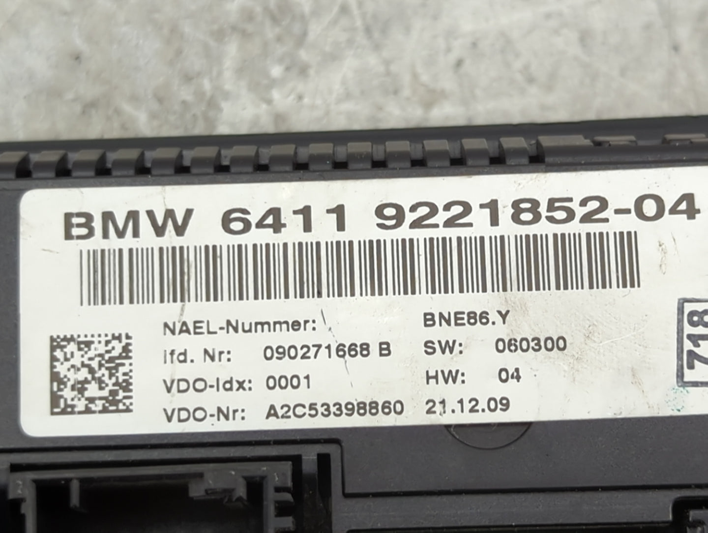2010-2012 Bmw 328i Climate Control Module Temperature AC/Heater Replacement P/N:9221852-04 Fits Fits 2010 2011 2012 2013 201
