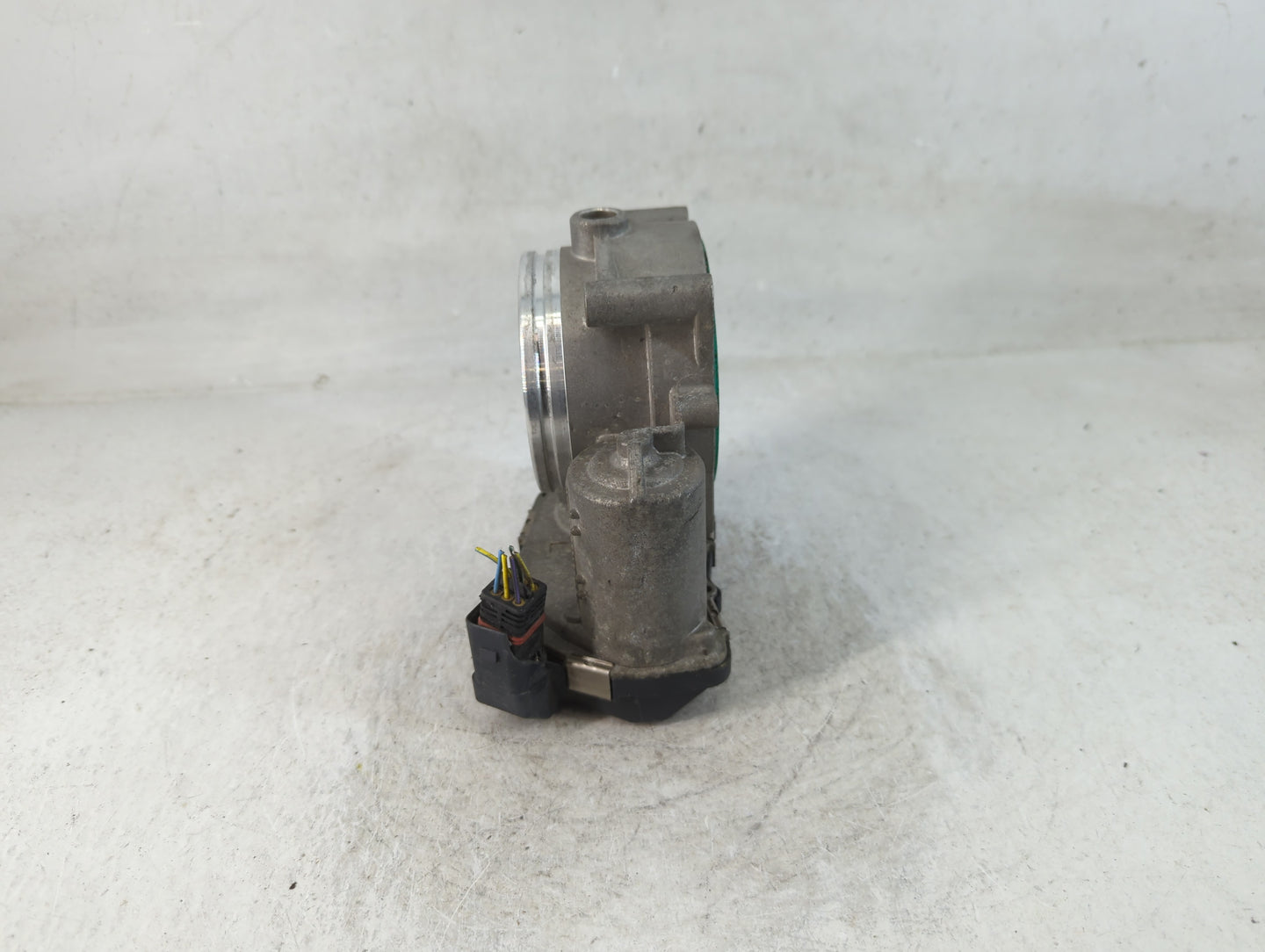 2007-2013 Bmw 328i Throttle Body P/N:1354 7556118-03 A2C53112155 Fits Fits 2007 2008 2009 2010 2011 2012 2013 OEM Used Auto 