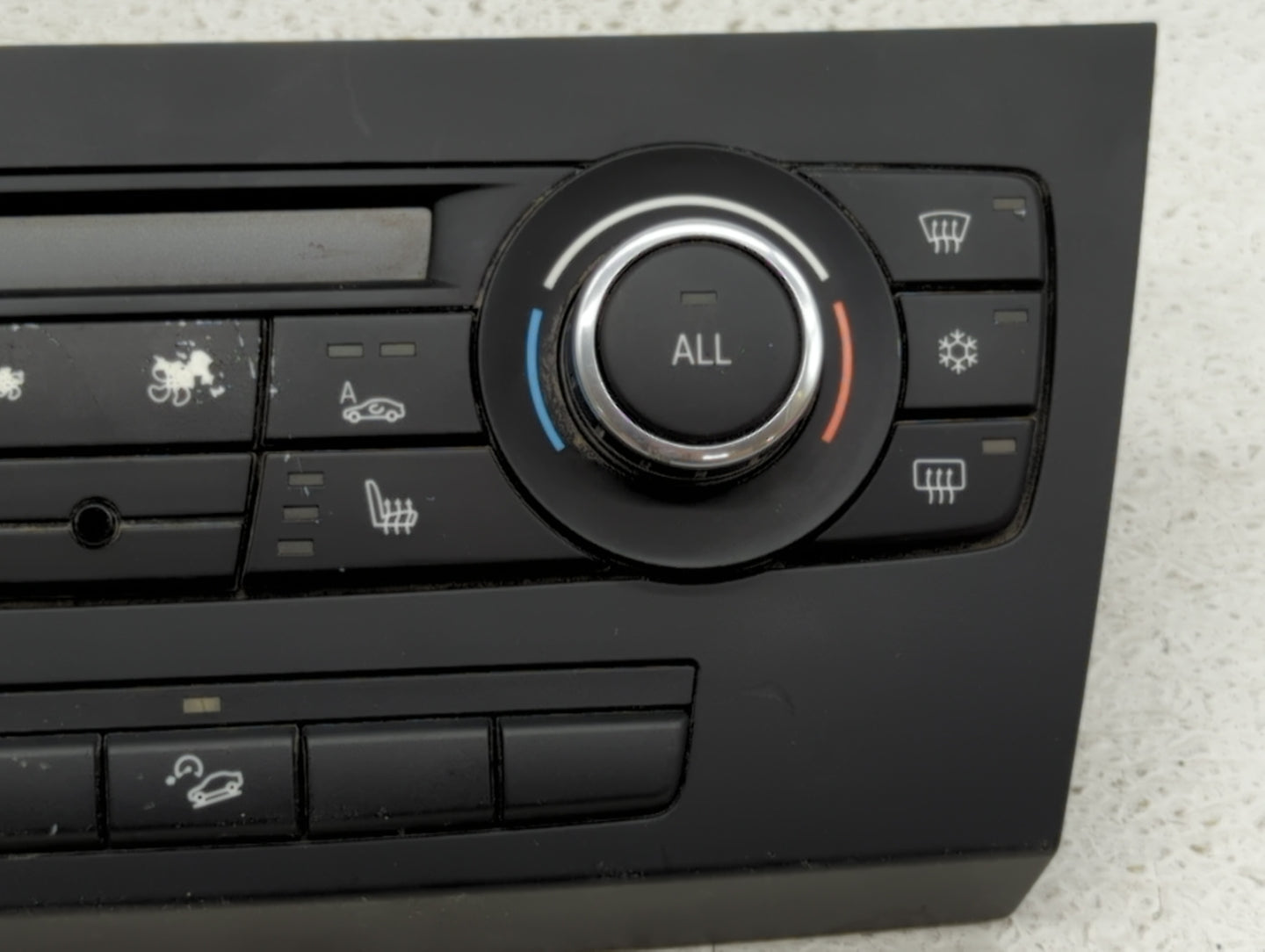2010 Bmw 335i Climate Control Module Temperature AC/Heater Replacement P/N:090205730 6411 9221854-02 Fits OEM Used Auto Part