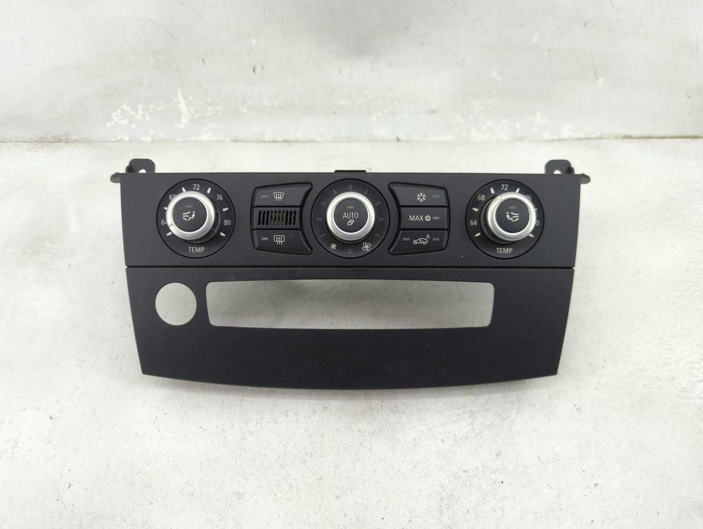 2008-2010 Bmw 528 Climate Control Module Temperature AC/Heater Replacement P/N:6976361 64119177715-02 Fits Fits 2008 2009 20
