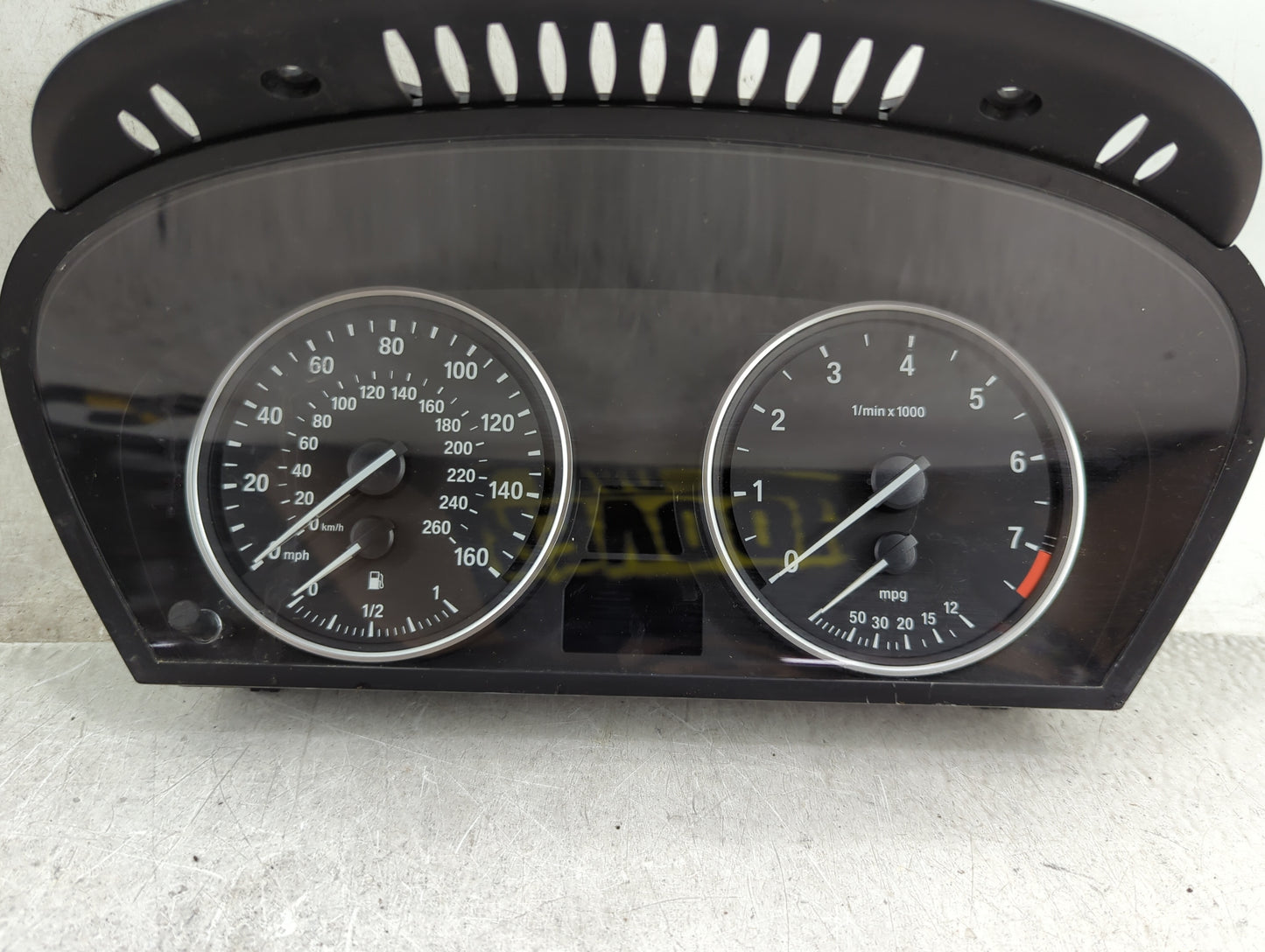 2008-2010 Bmw 528 Instrument Cluster Speedometer Gauges P/N:62.10-9 194 887 110.080.398/079 Miles:116K Fits Fits 2008 2009 2