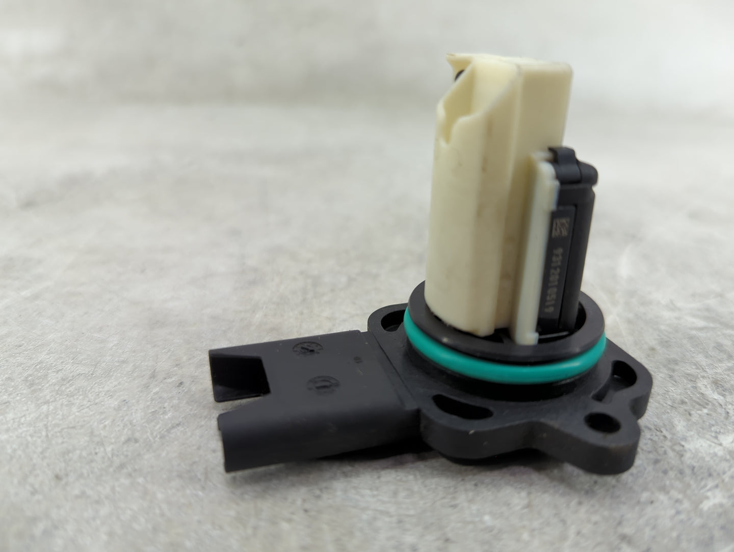 Bmw 528 Mass Air Flow Meter Maf - Oemusedautoparts1.com