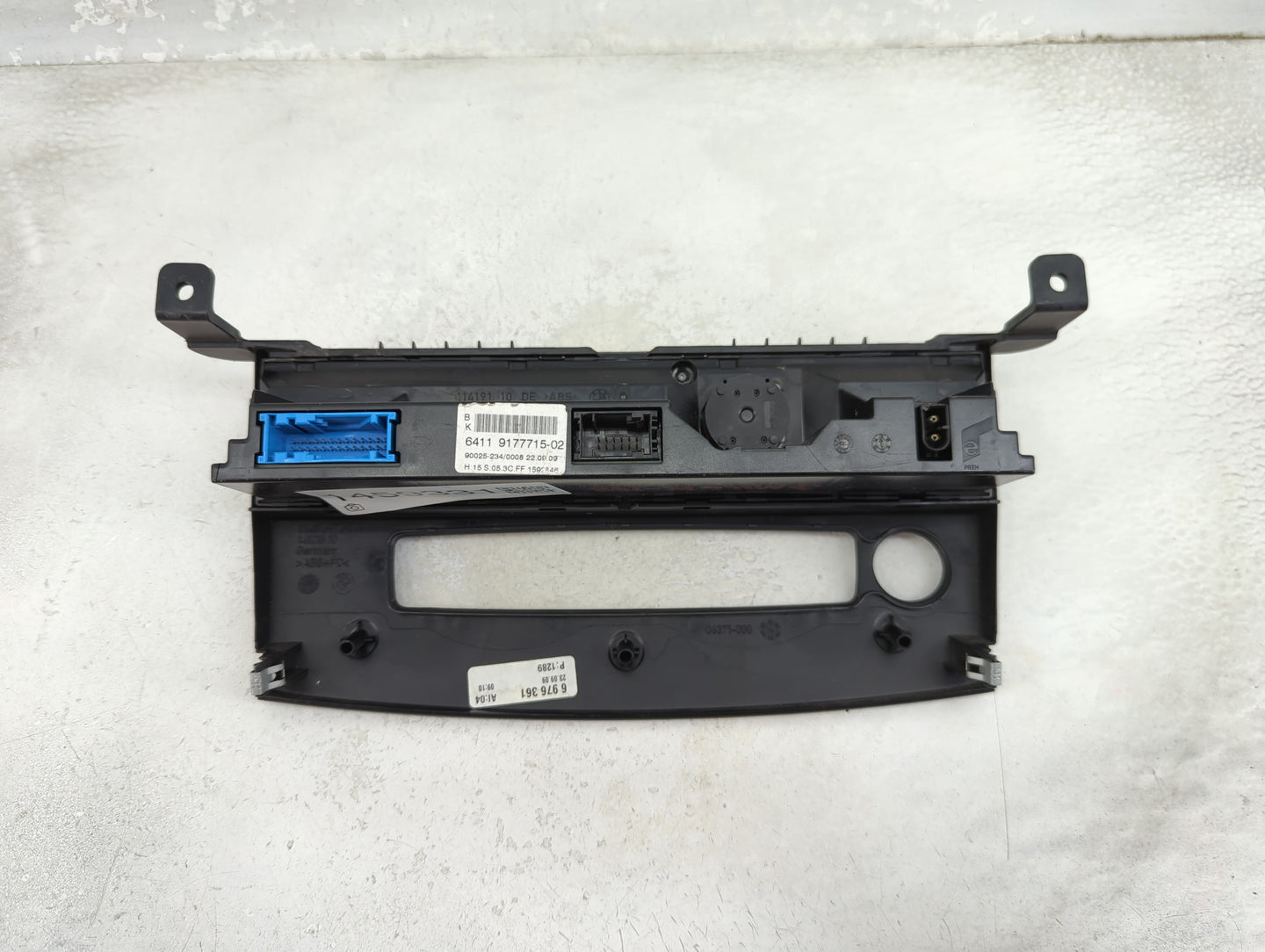 2008-2010 Bmw 528 Climate Control Module Temperature AC/Heater Replacement P/N:6411 9177715-02 6 975 361 Fits Fits 2008 2009