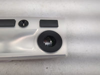 2010 Bmw 528 Overhead Roof Console White - Oemusedautoparts1.com