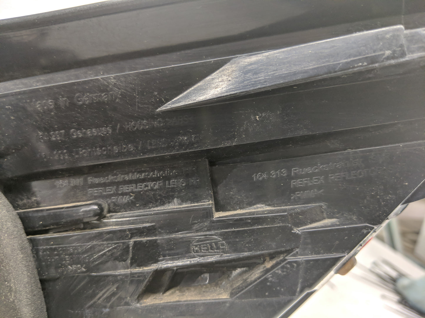 2008-2010 Bmw 528i Tail Light Assembly Driver Left OEM P/N:195 285-01 Fits Fits 2008 2009 2010 OEM Used Auto Parts - Oemused