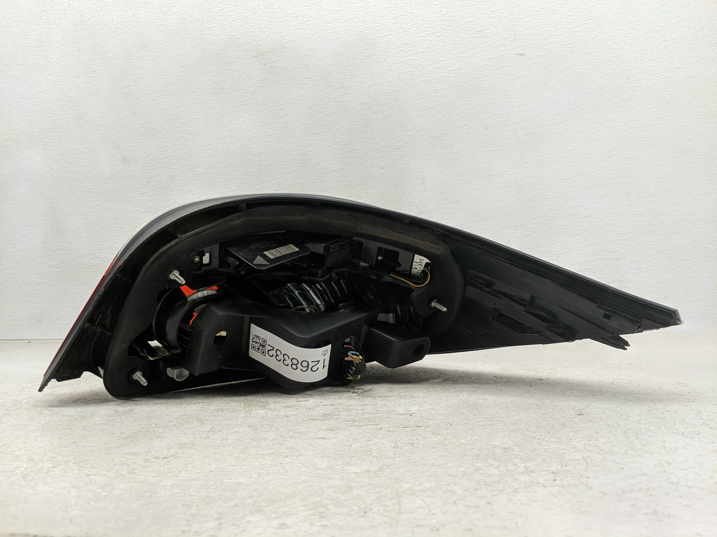 2008-2010 Bmw 528i Tail Light Assembly Driver Left OEM P/N:195 285-01 Fits Fits 2008 2009 2010 OEM Used Auto Parts - Oemused