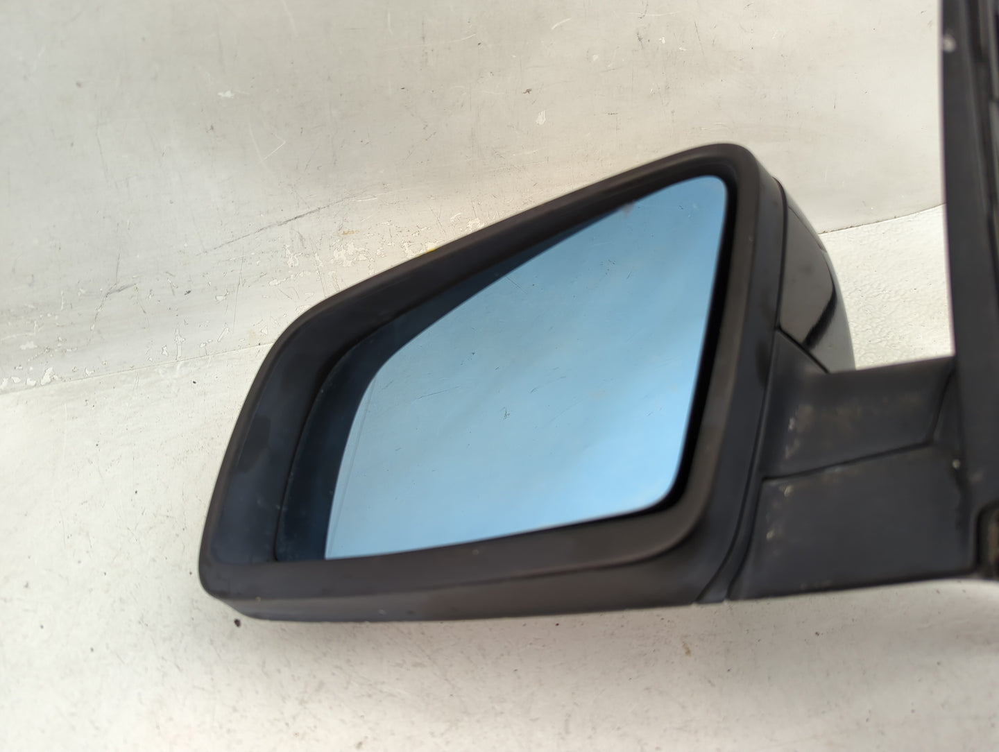2010 Bmw 528i Driver Side View Mirror - Left Door Mirror OEM Used - Oemusedautoparts1.com