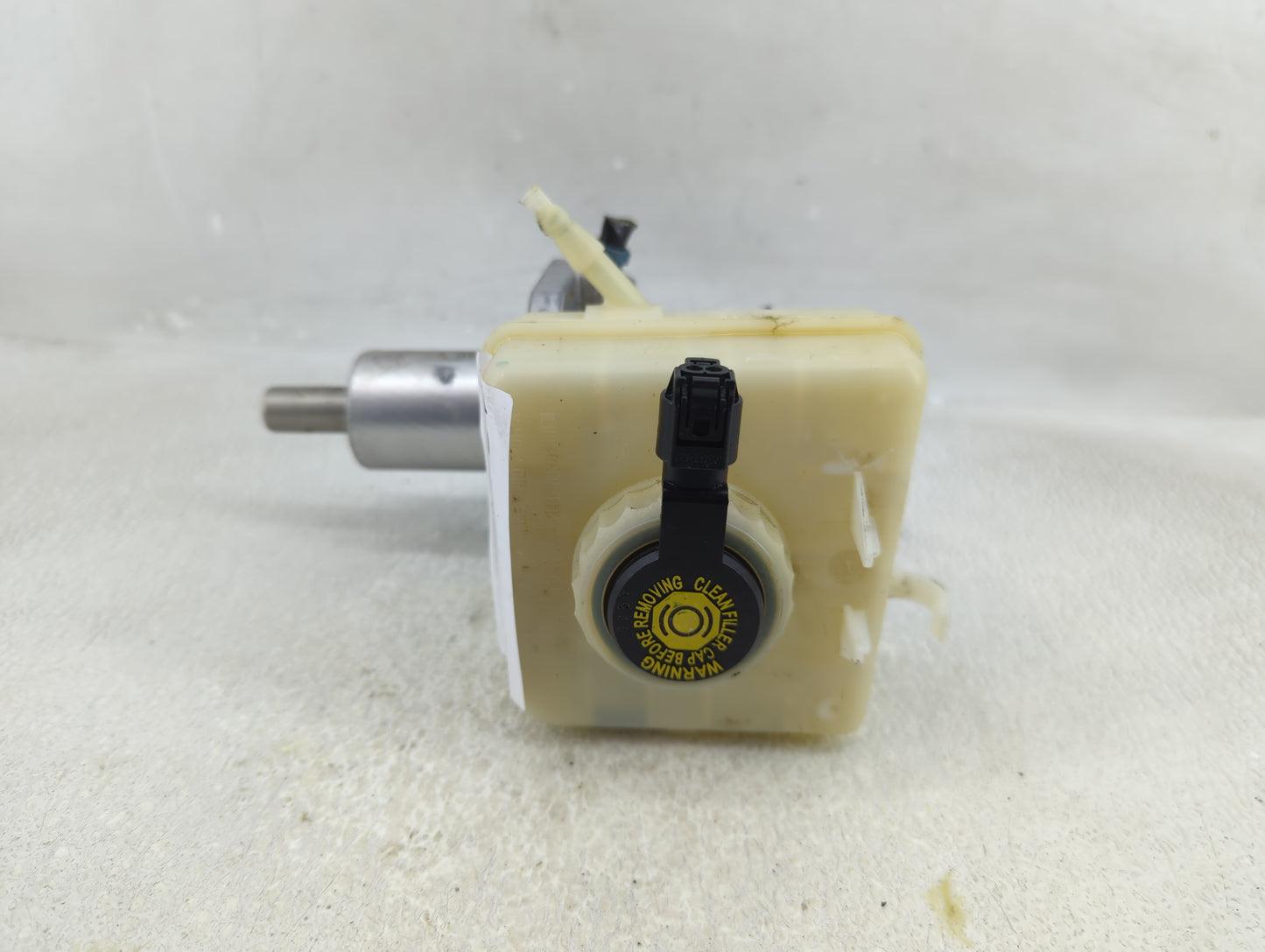 2008-2010 Bmw 528i Brake Master Cylinder - Oemusedautoparts1.com