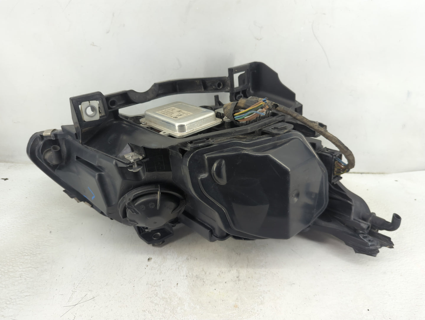 2008-2010 Bmw 528i Passenger Right Oem Head Light Headlight Lamp - Oemusedautoparts1.com