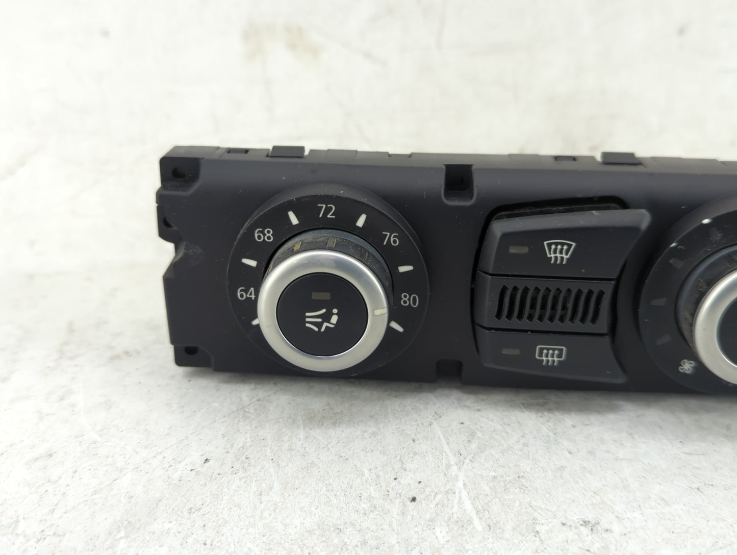 2008-2010 Bmw 528i Climate Control Module Temperature AC/Heater Replacement P/N:6411 9177715-02 Fits Fits 2008 2009 2010 OEM