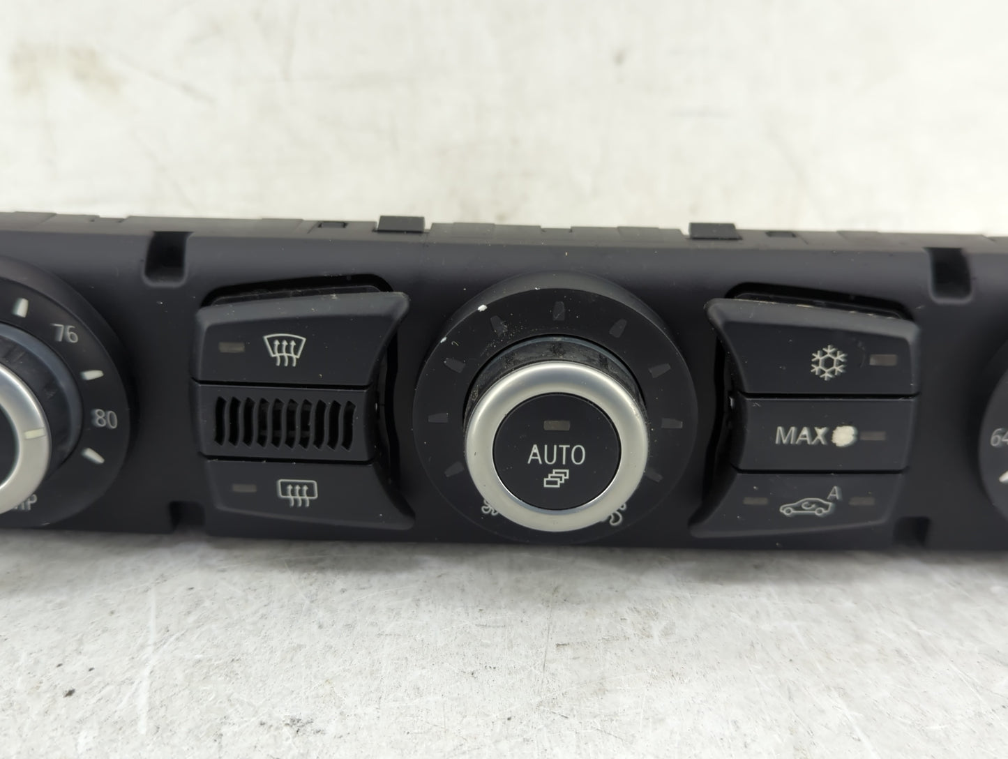 2008-2010 Bmw 528i Climate Control Module Temperature AC/Heater Replacement P/N:6411 9177715-02 Fits Fits 2008 2009 2010 OEM