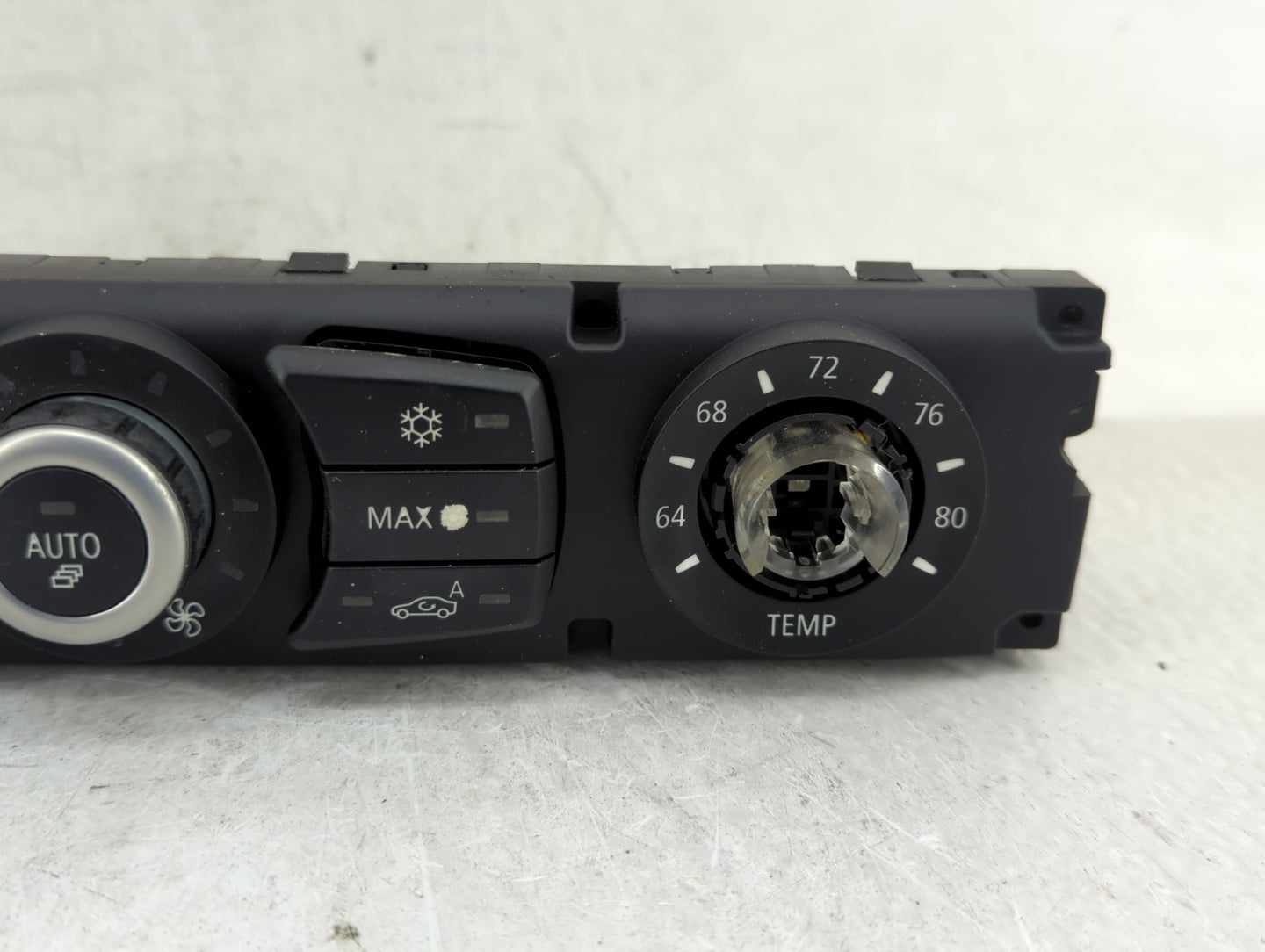 2008-2010 Bmw 528i Climate Control Module Temperature AC/Heater Replacement P/N:6411 9177715-02 Fits Fits 2008 2009 2010 OEM