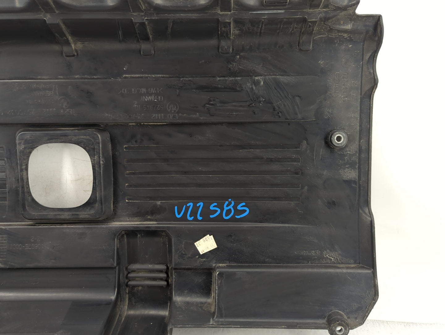2010 Bmw 528i Engine Cover - Oemusedautoparts1.com