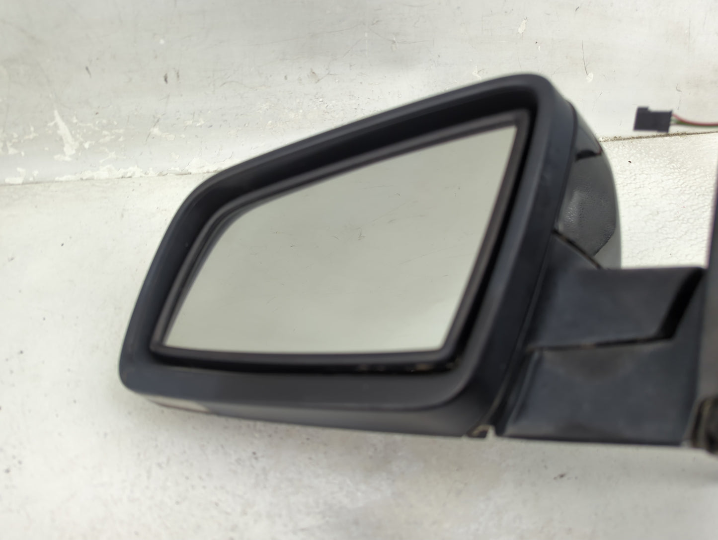 2008-2010 Bmw 528i Driver Side View Mirror - Left Door Mirror OEM Used - Oemusedautoparts1.com
