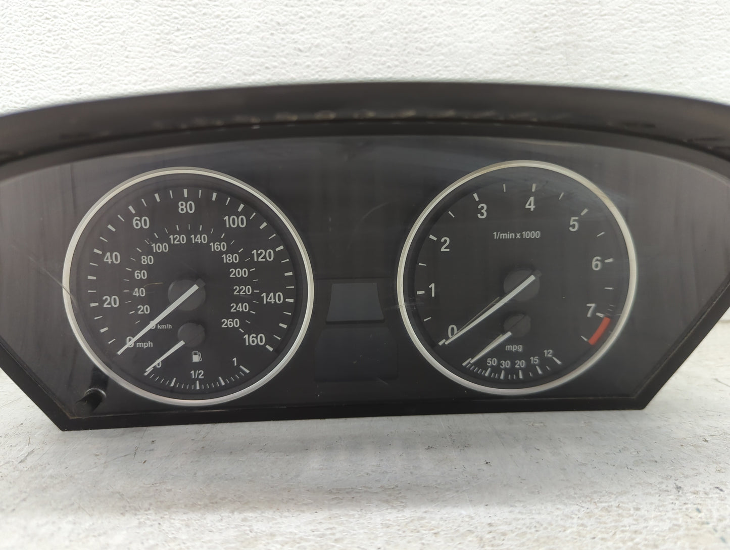2008-2010 Bmw 528i Instrument Cluster Speedometer Gauges Miles: Fits Fits 2008 2009 2010 OEM Used Auto Parts - Oemusedautopa