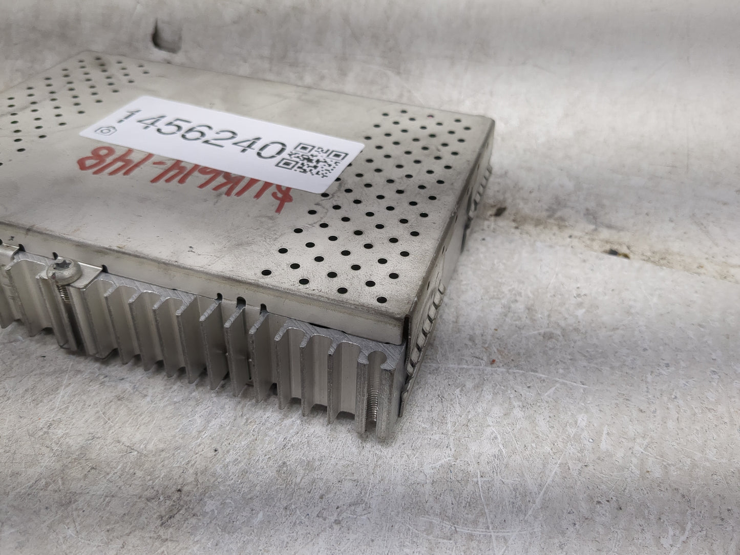 2008-2010 Bmw 528i Tuner Satellite Receiver - Oemusedautoparts1.com