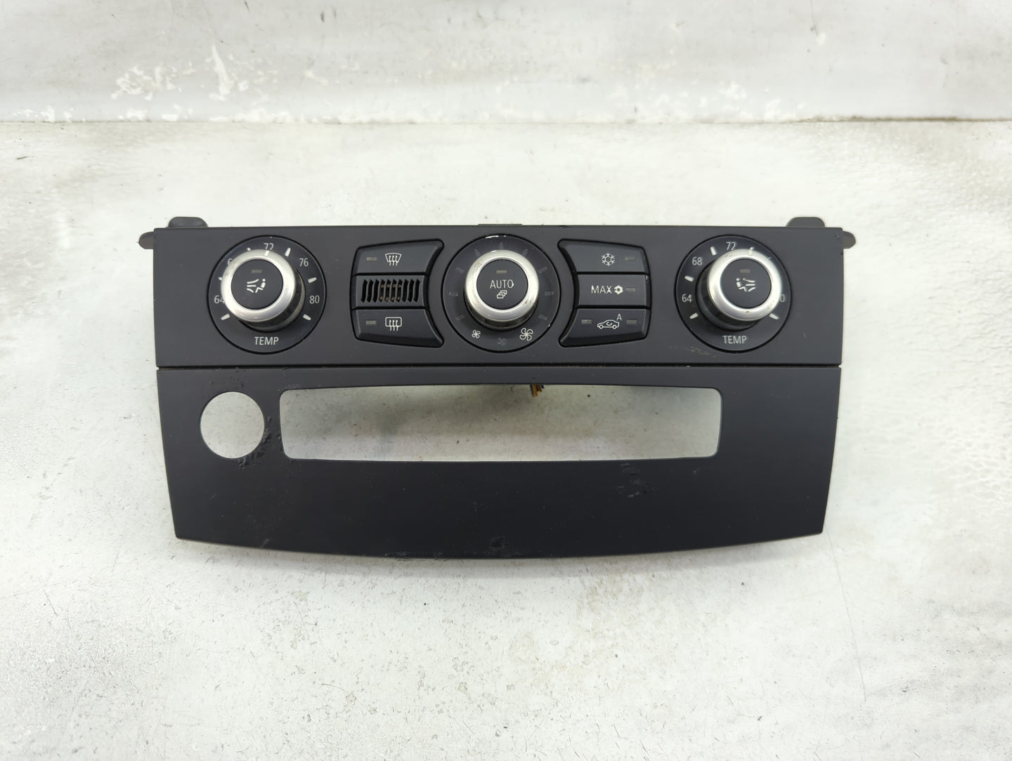 2010 Bmw 528i Climate Control Module Temperature AC/Heater Replacement Fits OEM Used Auto Parts - Oemusedautoparts1.com