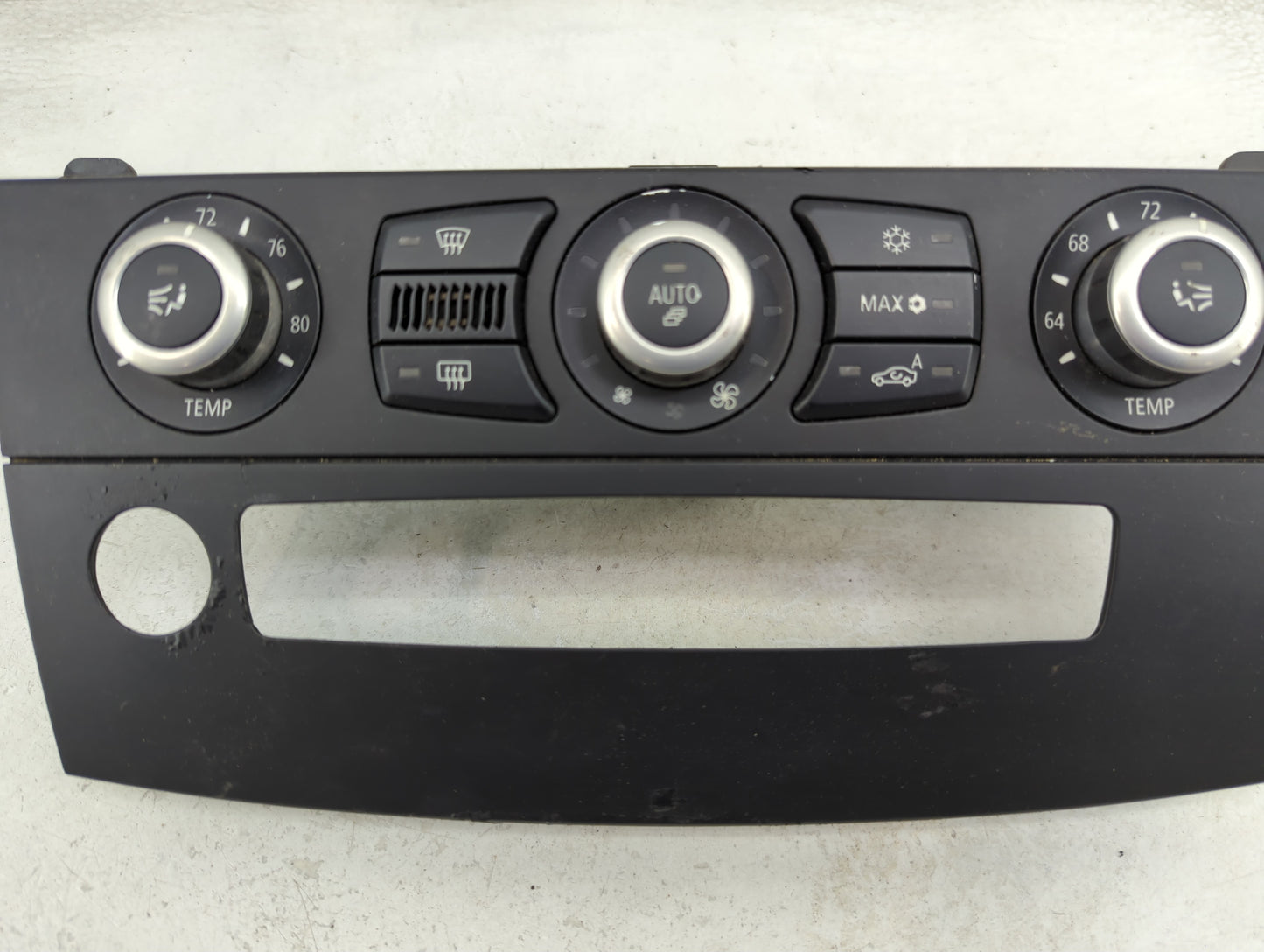 2010 Bmw 528i Climate Control Module Temperature AC/Heater Replacement Fits OEM Used Auto Parts - Oemusedautoparts1.com