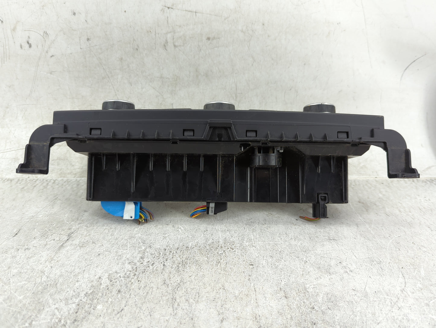 2008-2010 Bmw 528i Climate Control Module Temperature AC/Heater Replacement P/N:9177715-02 Fits Fits 2008 2009 2010 OEM Used