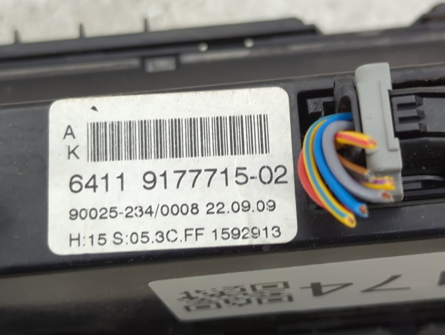 2008-2010 Bmw 528i Climate Control Module Temperature AC/Heater Replacement P/N:9177715-02 Fits Fits 2008 2009 2010 OEM Used